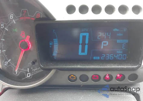 2014 Chevrolet Sonic Lt Auto z USA, uszkodzony, nr VIN 1G1JC5SH9E4235730